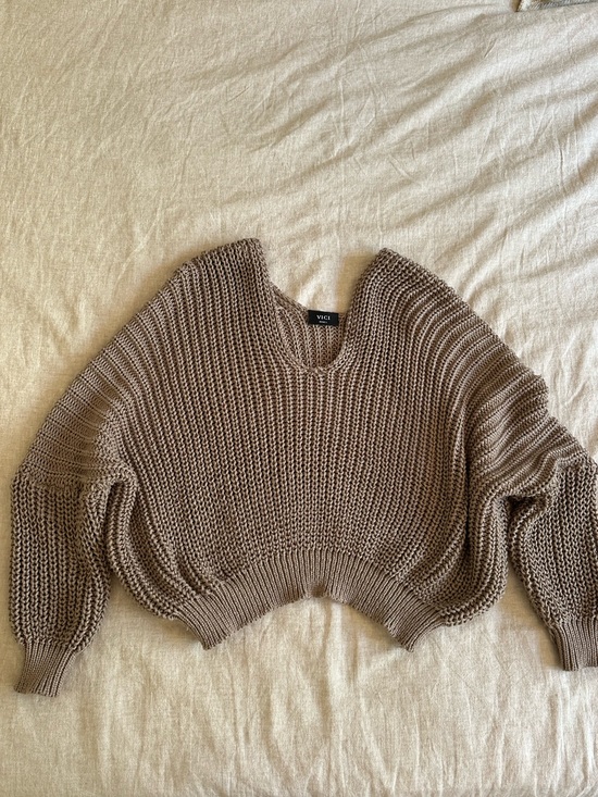 Vici Sweaters - VICI Chunky Knit Cropped Sweater Taupe Small